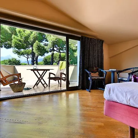 Undulna Hotel 4*